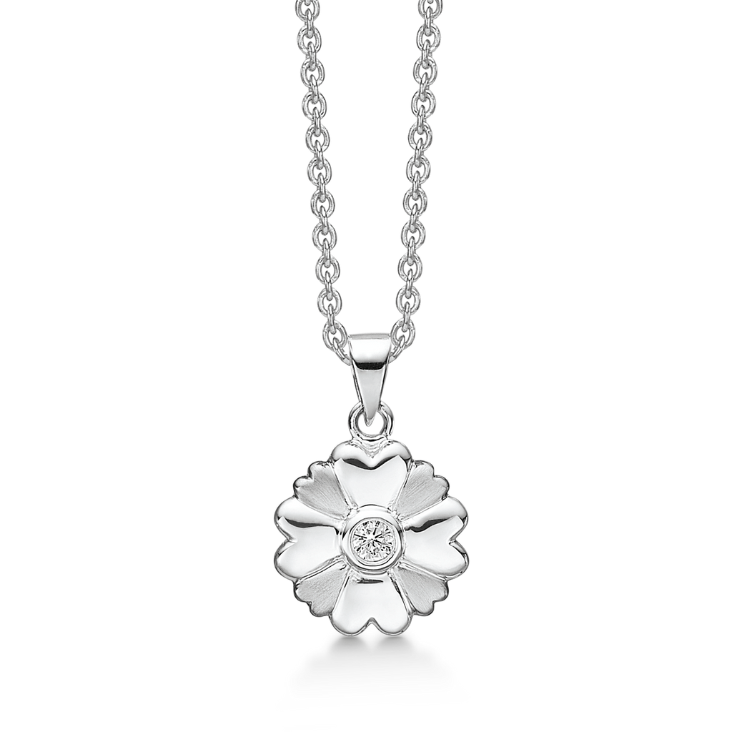 Sølv halskæde rhodineret mat/blank flower of hearts med syntetisk cubic zirconia. Kæden er længde 42-45 cm.