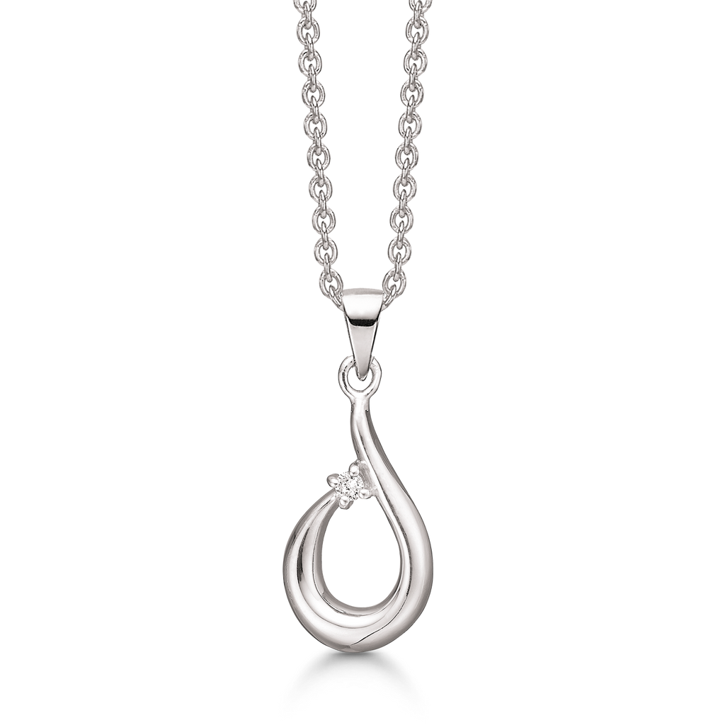 Sølv halskæde rhodineret bue blank med diamant i toppen. Diamant ialt 0,06 ct. w/pk1. Kæden er rhodineret sølv i længde 42-45 cm.