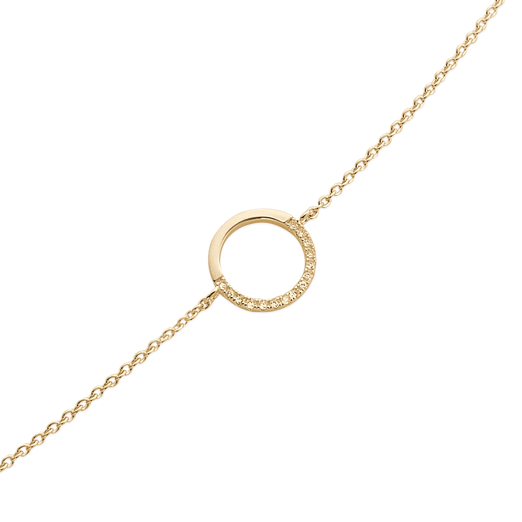 Sølv armbånd forgyldt cirkel med syntetisk cubic zirconia halv rundt.  Længde 17+4 cm.